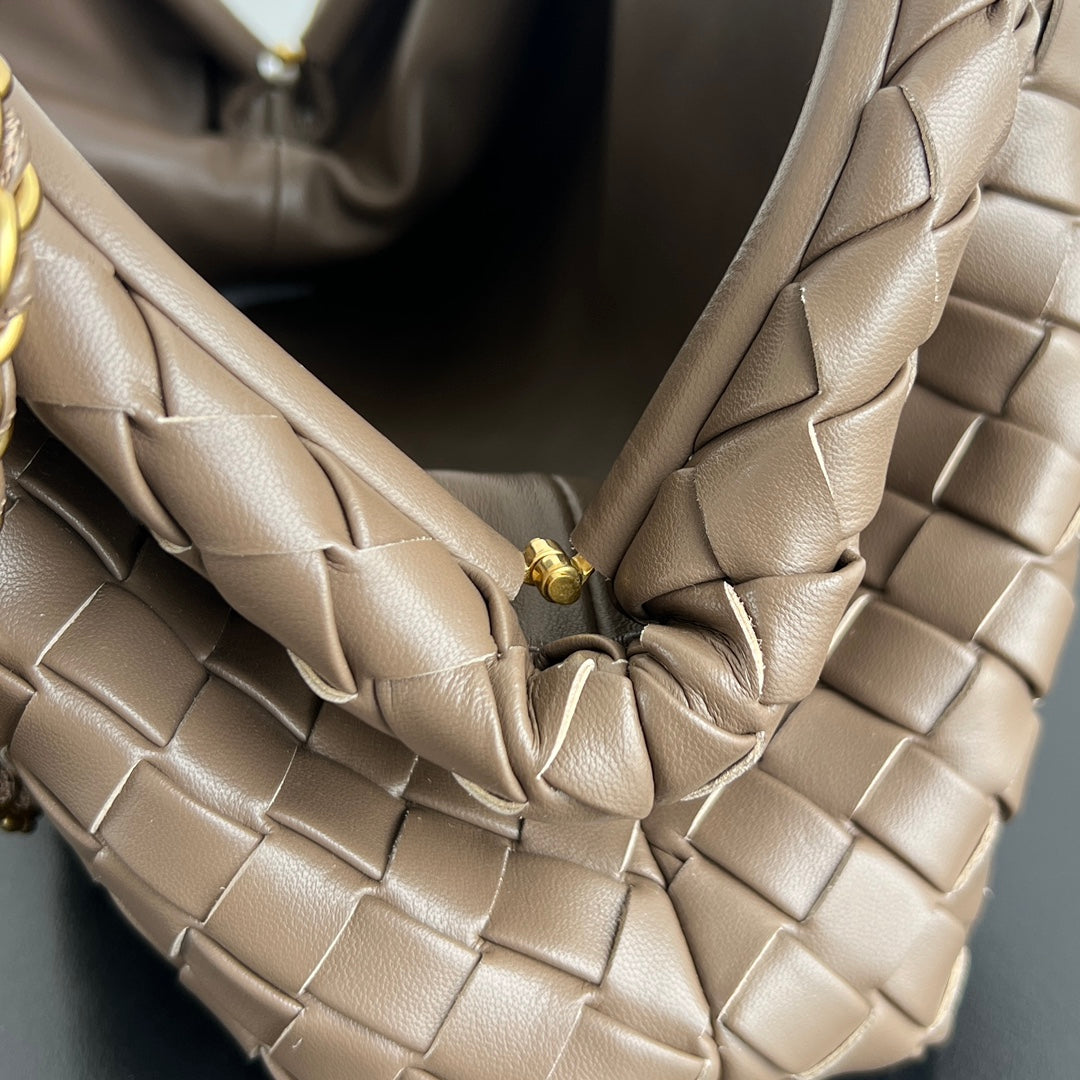 BOTTEGA VENETA LAUREN 1980 BAG 31 IN WOOD BROWN LAMBSKIN GOLD STRAP
