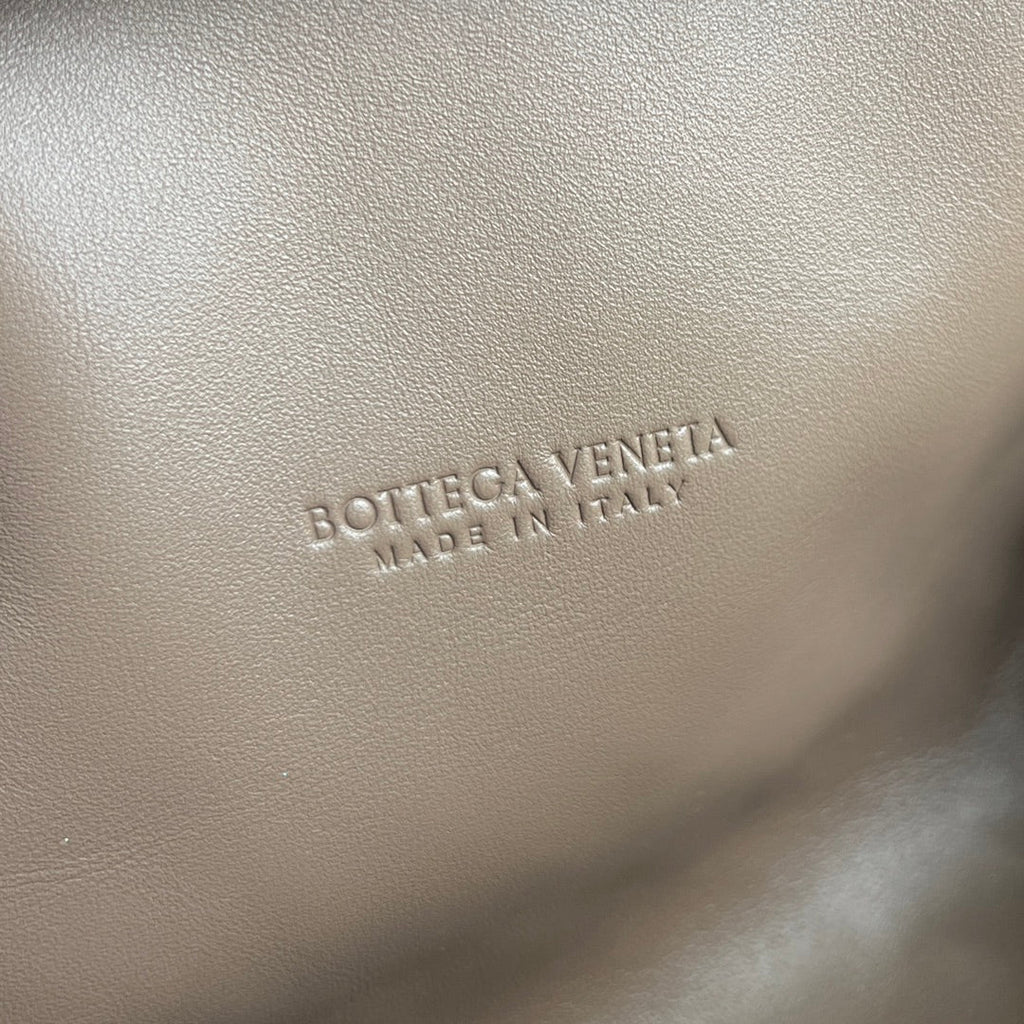 BOTTEGA VENETA LAUREN 1980 BAG 31 IN WOOD BROWN LAMBSKIN GOLD STRAP