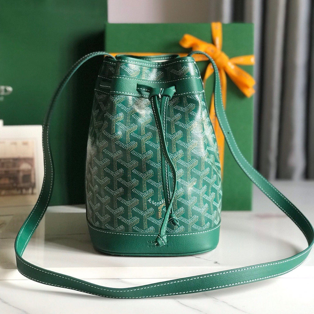 GOYARD PETIT FLOT BUCKET BAG 22 IN GREEN GOYARDINE CANVAS AND LAMBSKIN TRIM