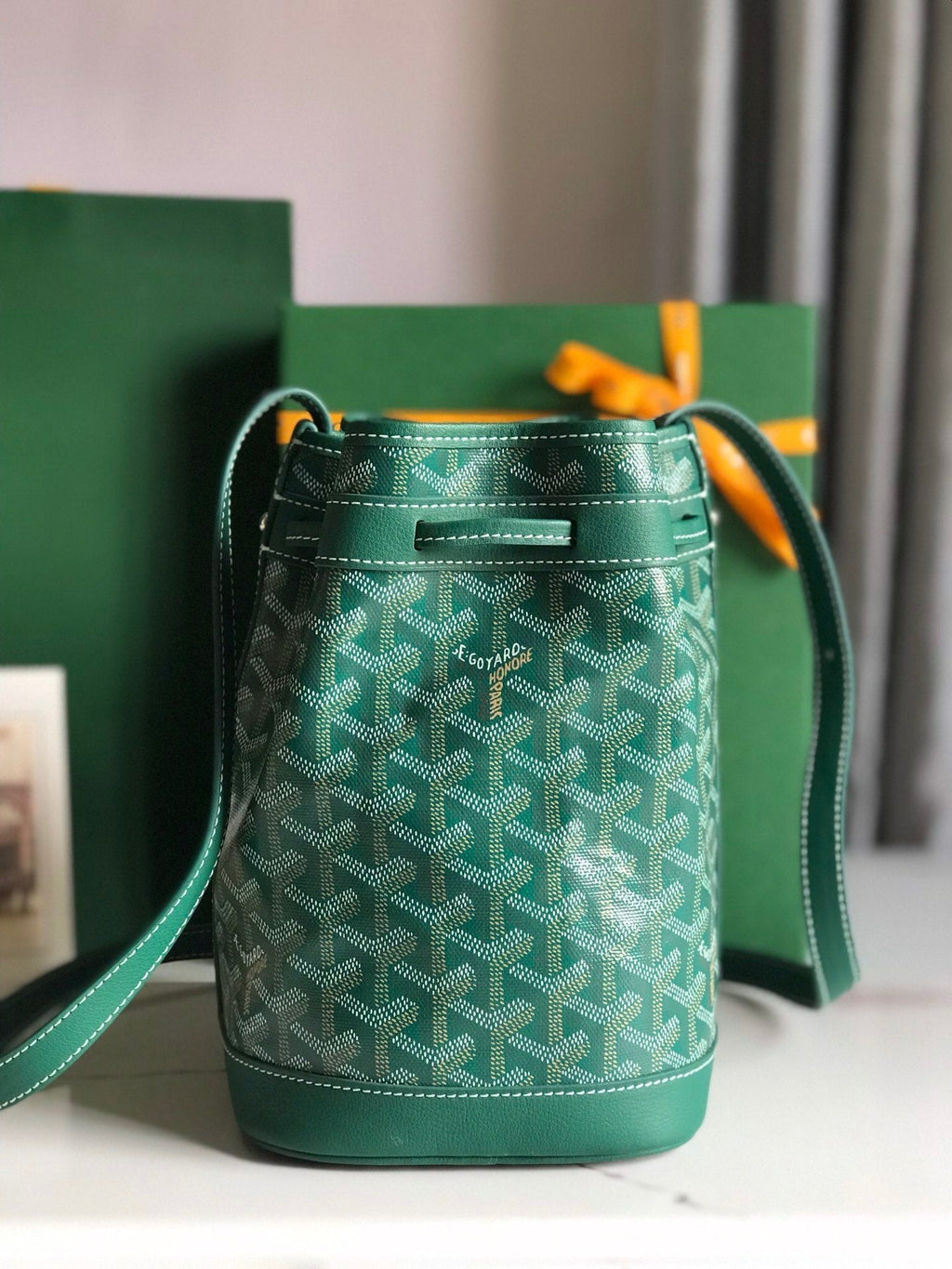 GOYARD PETIT FLOT BUCKET BAG 22 IN GREEN GOYARDINE CANVAS AND LAMBSKIN TRIM