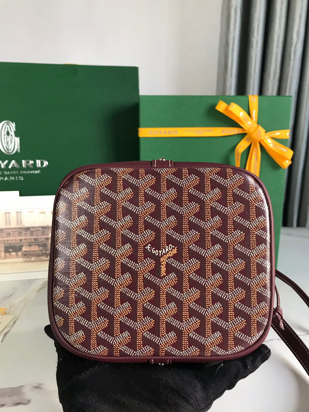 GOYARD PETIT FLOT BUCKET BAG 22 IN WINE RED GOYARDINE CANVAS AND LAMBSKIN TRIM