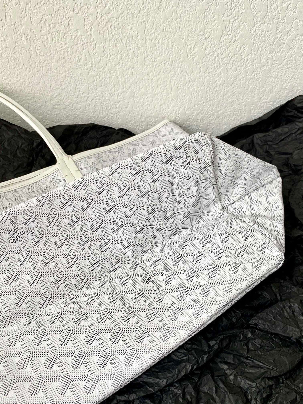 GOYARD SAINT LOUIS GM 40CM WHITE CANVAS