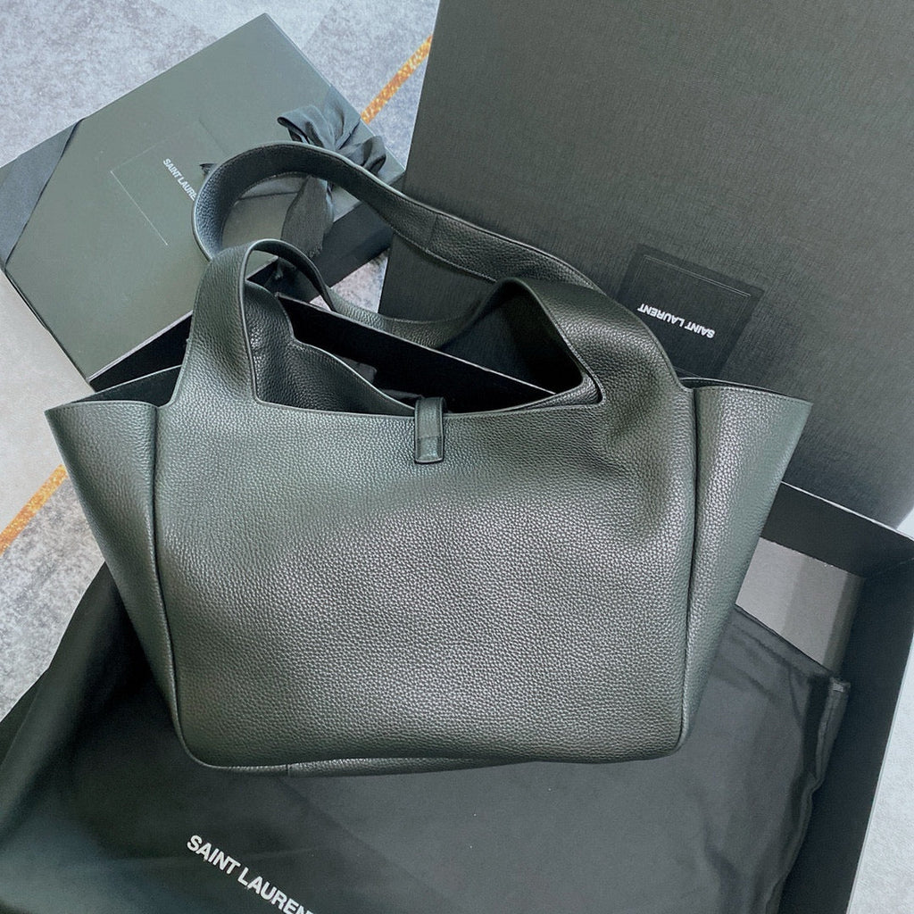 SAINT LAURENT LE 5 À 7 BEA IN GRAINED LEATHER BLACK