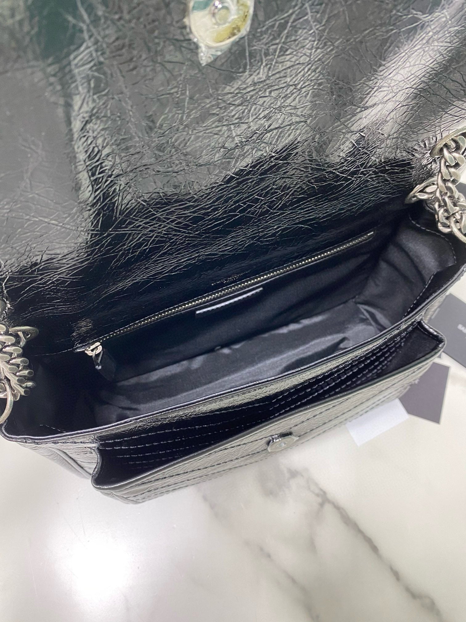 SAINT LAURENT MEDIUM NIKI 28 IN BLACK CALFSKIN CHAIN BAG High-end