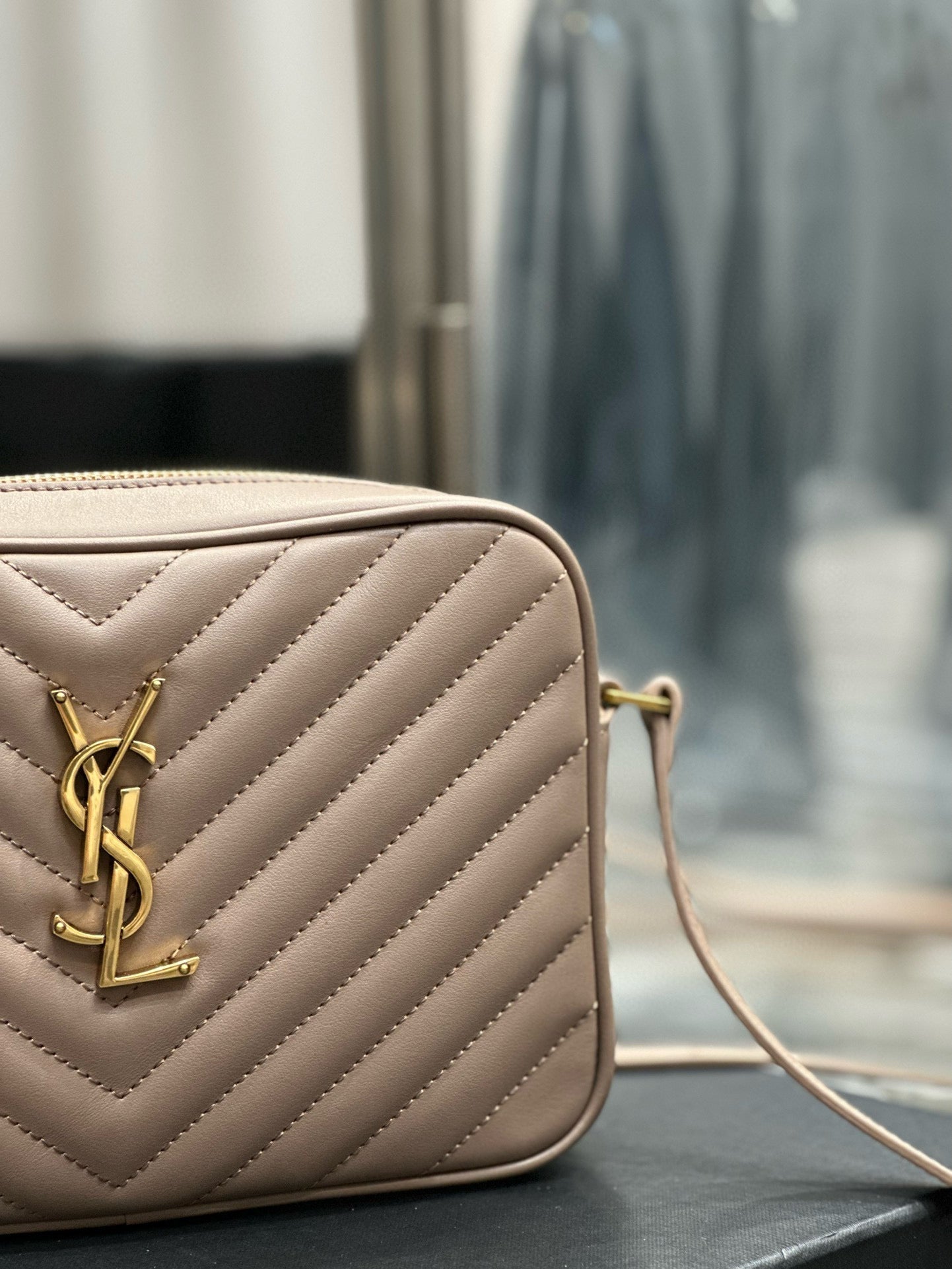 SAINT LAURENT LOU 23 CAMERA BAG BEIGE IN QUILTED LEATHER GOLD HARDWARE