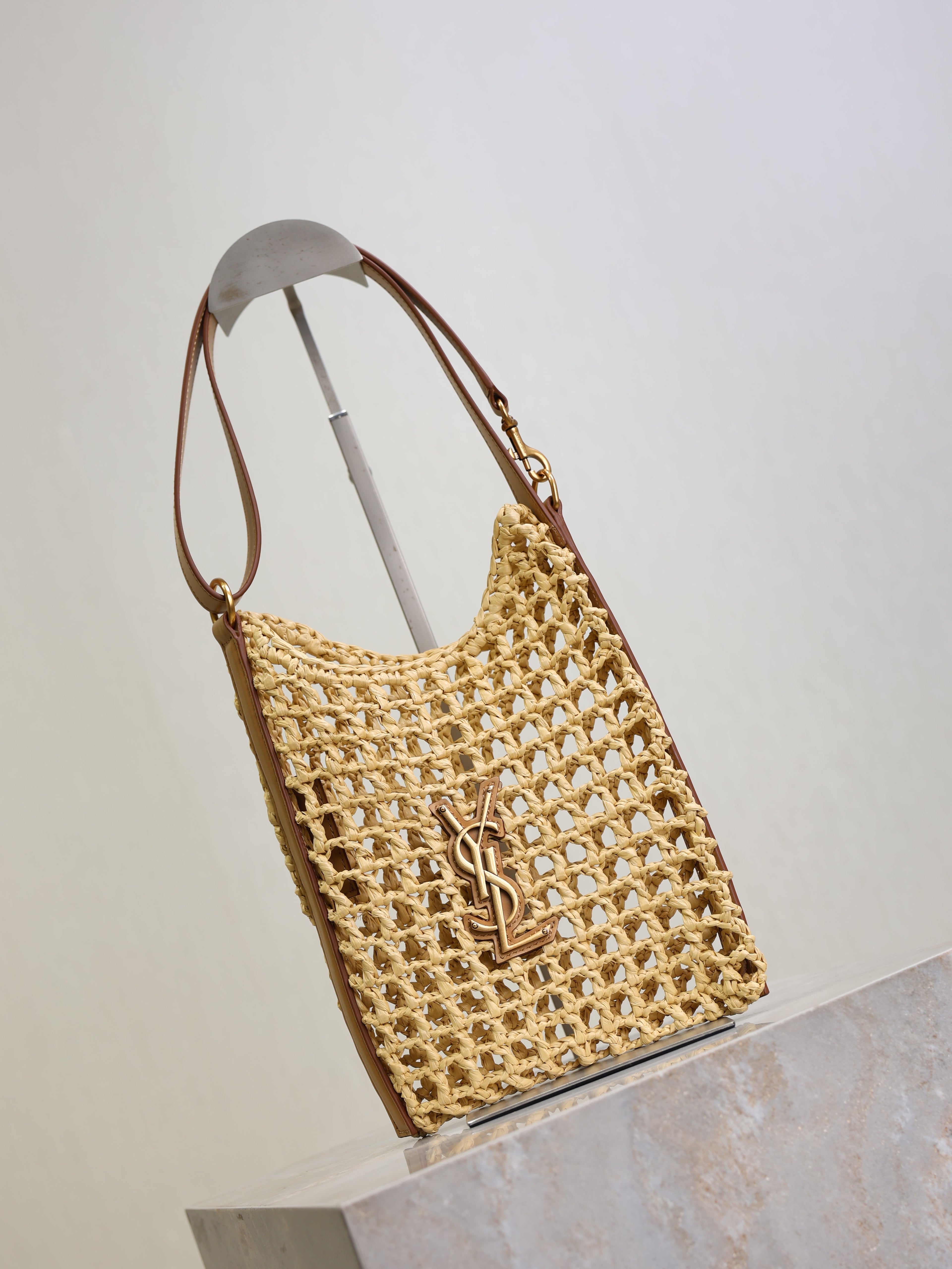 SAINT LAURENT OXALIS 25  IN RAFFIA CROCHET AND LEATHER VINTAGE BROWN