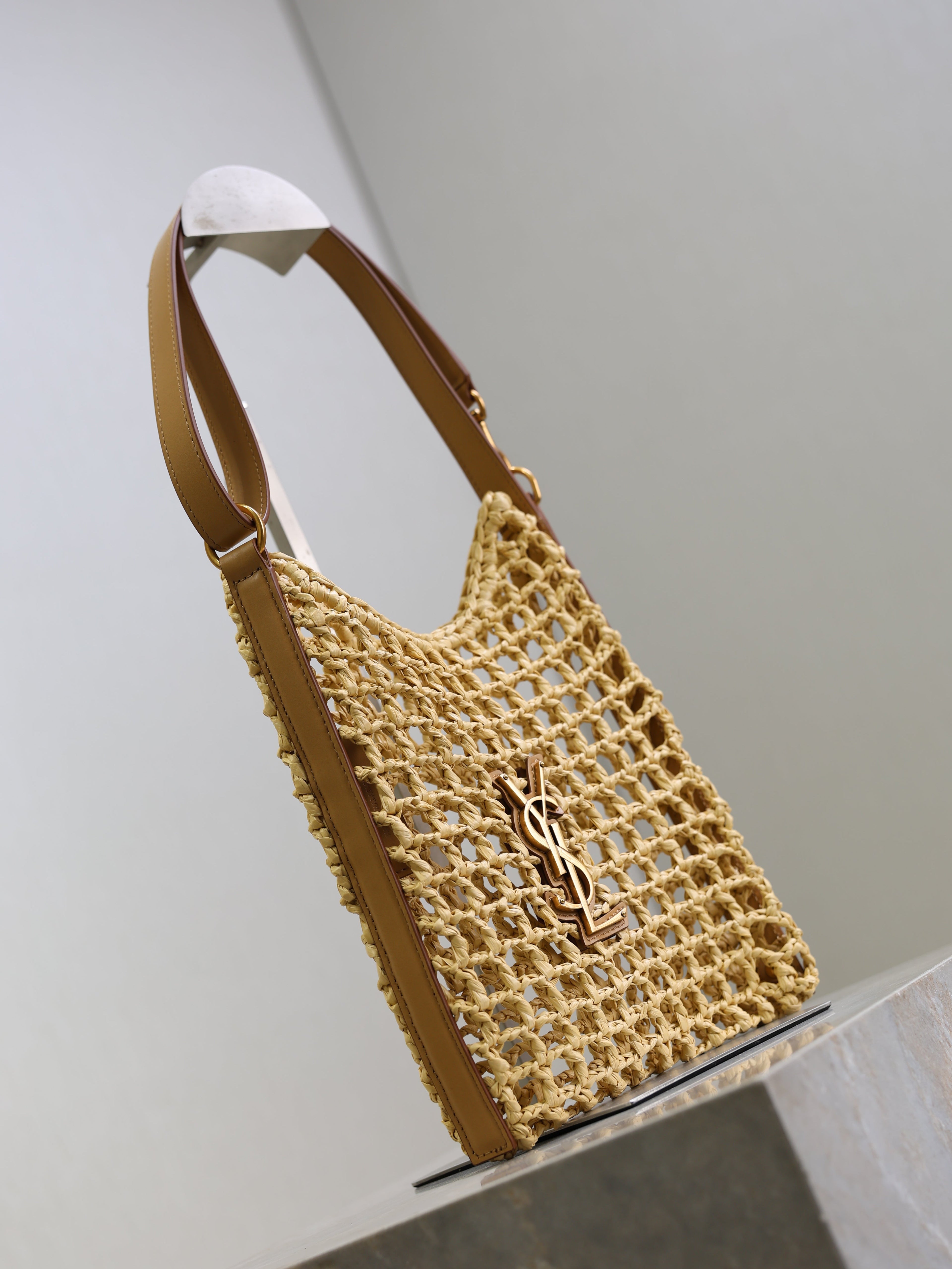 SAINT LAURENT OXALIS 25  IN RAFFIA CROCHET AND LEATHER VINTAGE BROWN