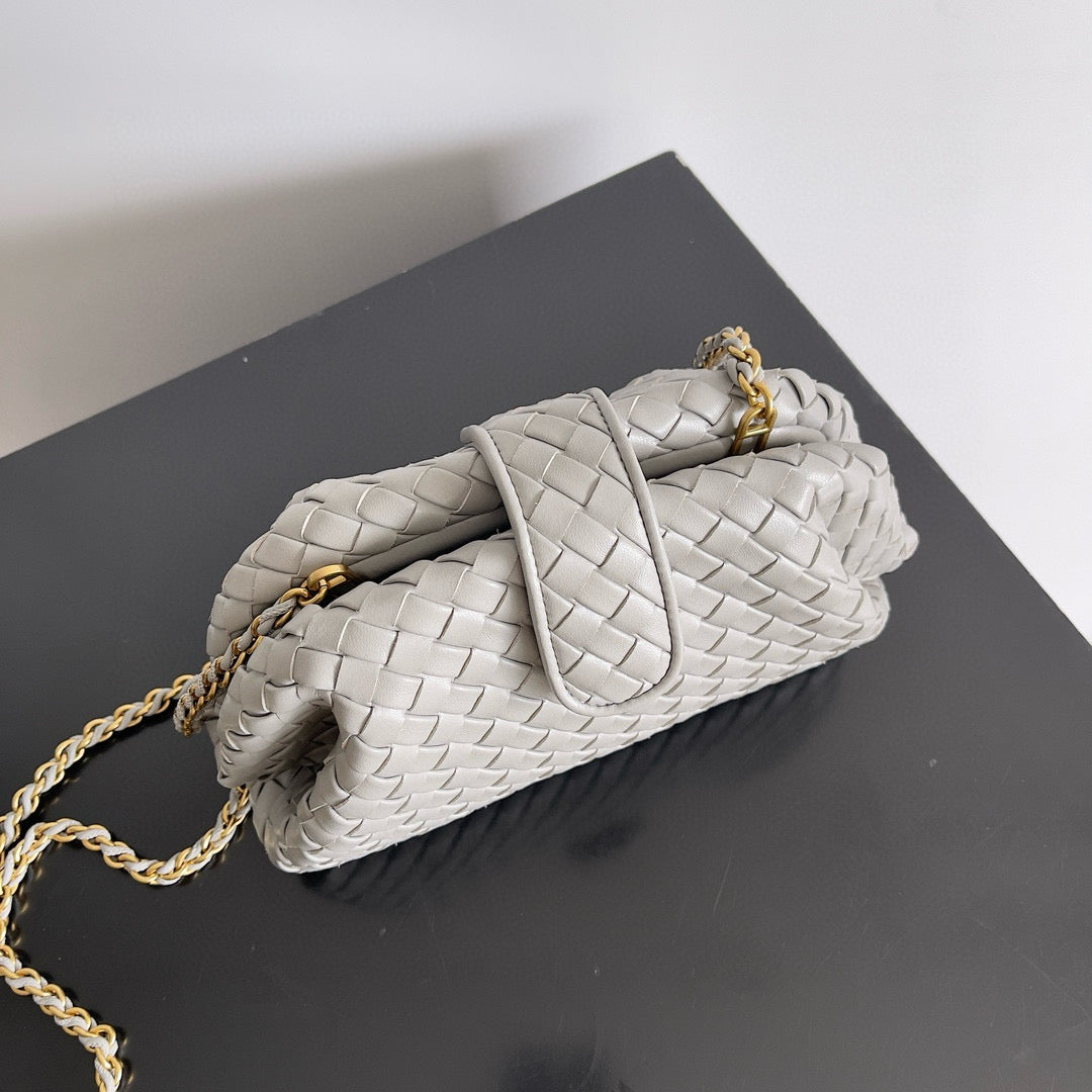 BOTTEGA VENETA Teen Lauren 1980 With Chain 27 PEARL CALFSKIN GHW
