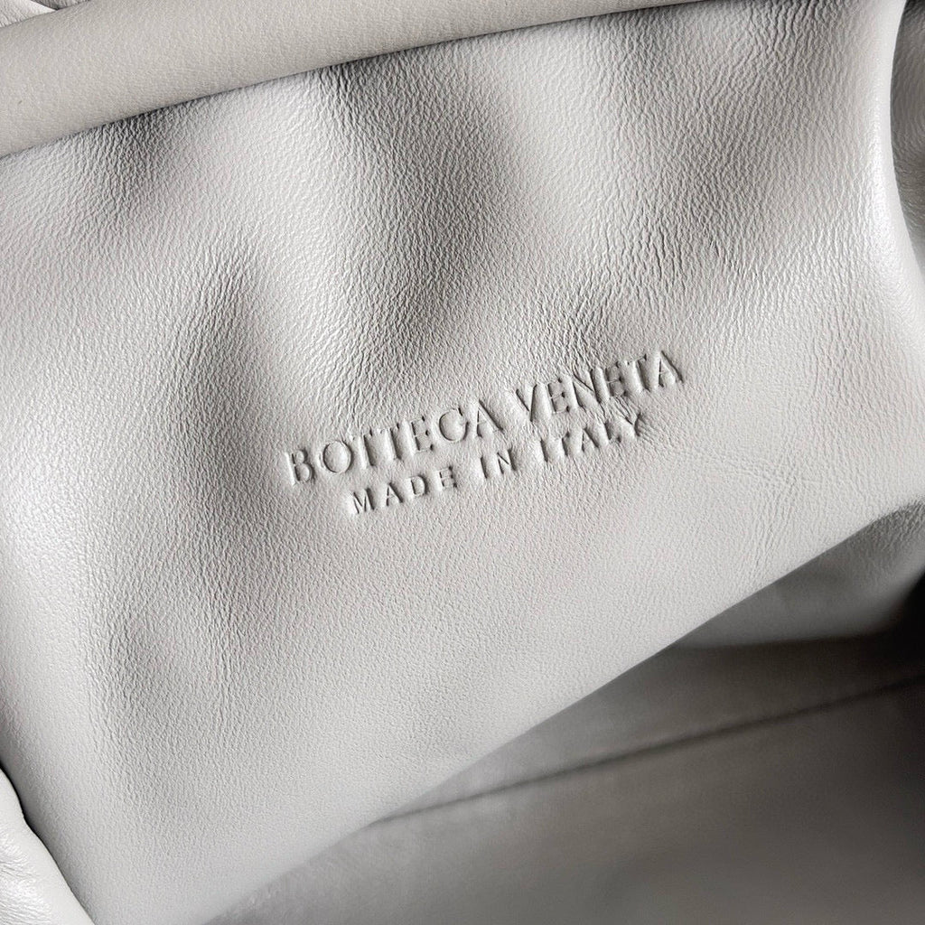 BOTTEGA VENETA Teen Lauren 1980 With Chain 27 PEARL CALFSKIN GHW