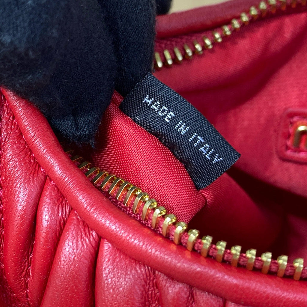 MIU MIU WANDER SMALL HOBO BAG 20 IN RED CALFSKIN