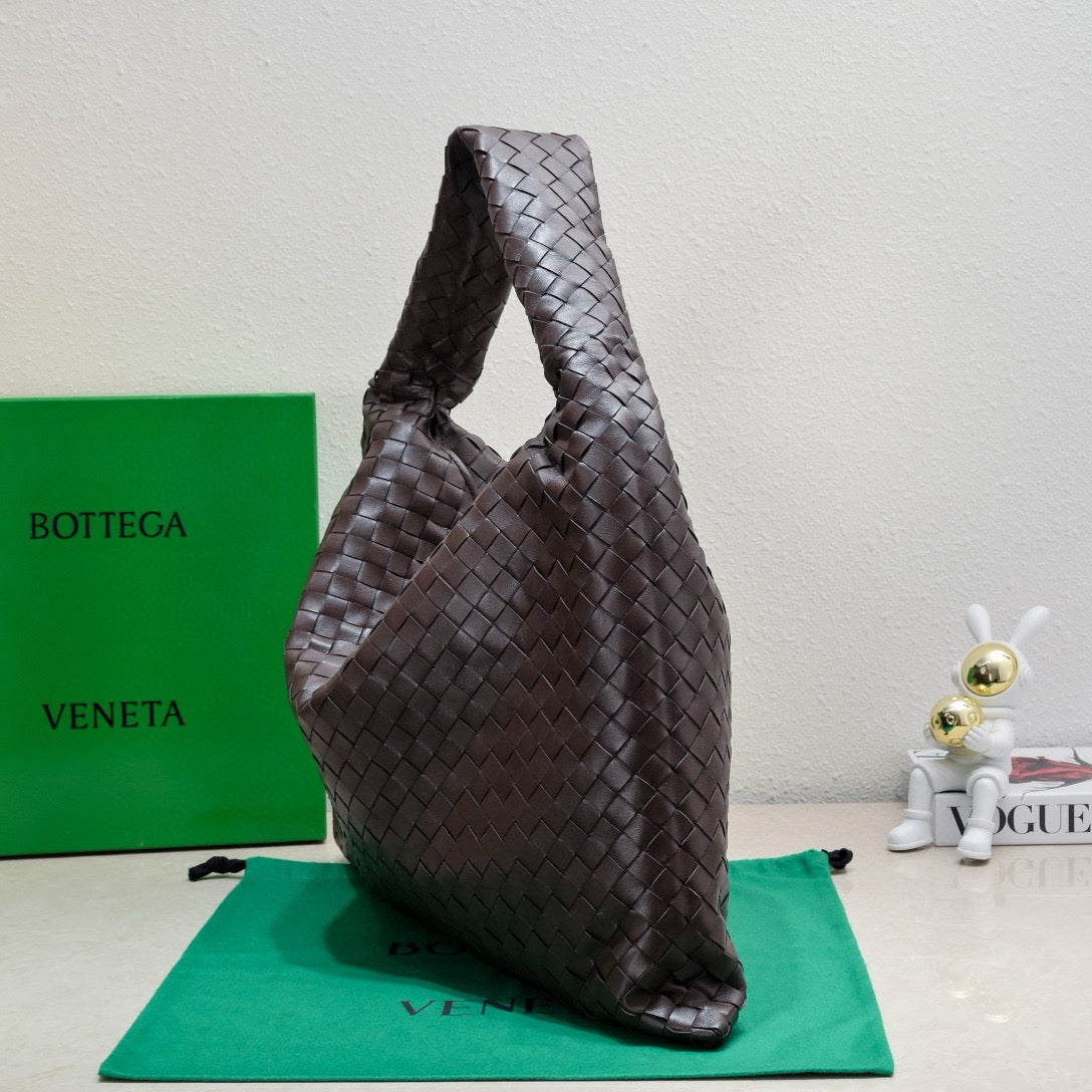BOTTEGA VENETA LARGE HOP 54 IN BROWN LAMBSKIN