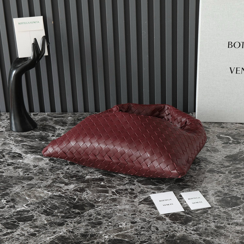 BOTTEGA VENETA LARGE HOP 54 IN BURGUNDY LAMBSKIN