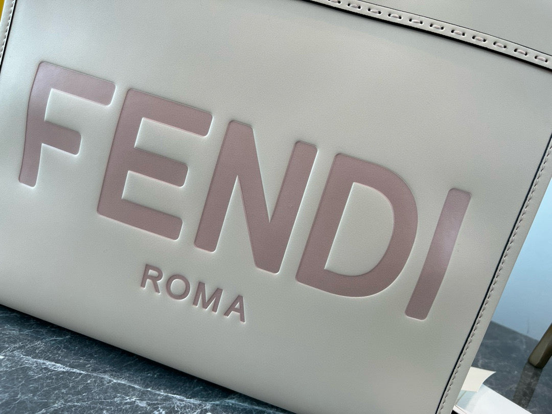 FENDI SHINE LARGE 35 TOTE IN BEIGE CREAM CALFSKIN