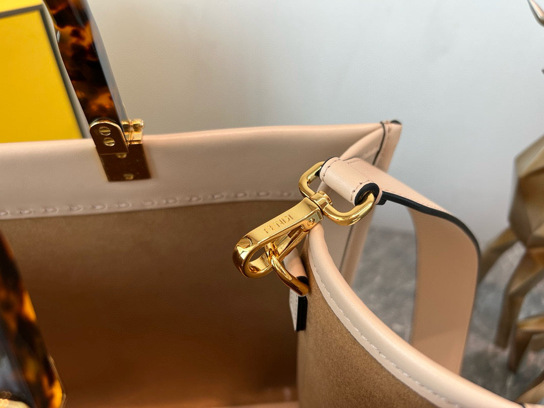 FENDI SHINE LARGE 35 TOTE IN BEIGE CREAM CALFSKIN