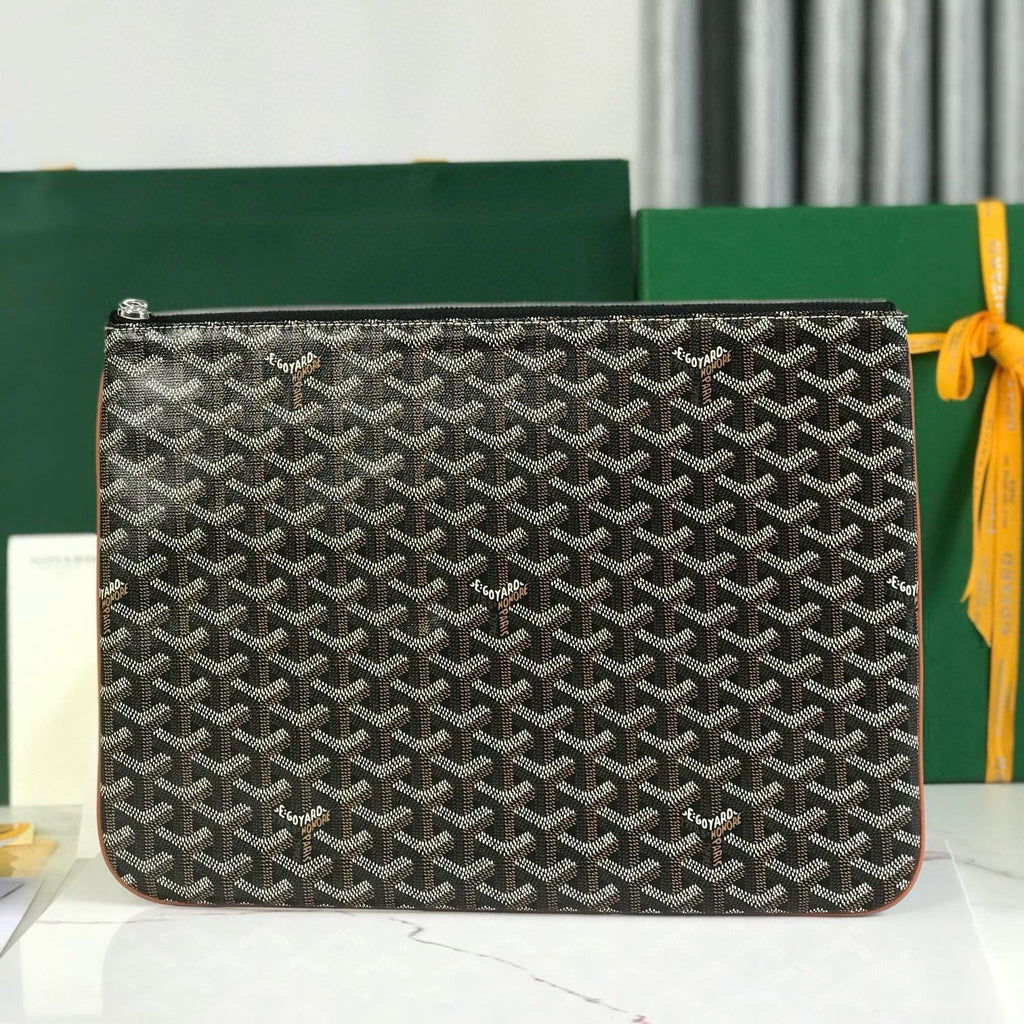 GOYARD SENAT POCHETTE IN NAVY BLUE GOYARDINE CANVAS