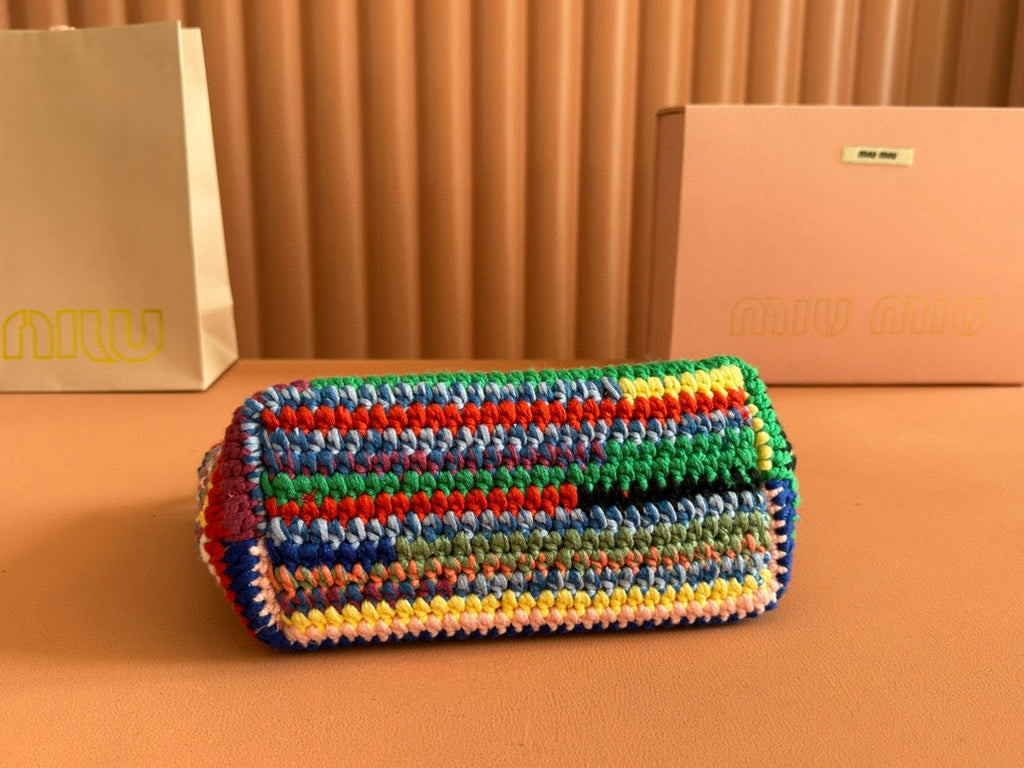 MIU MIU CROCHET TOTE BAG 25 IN MULTICOLORED WOVEN RAFFIA