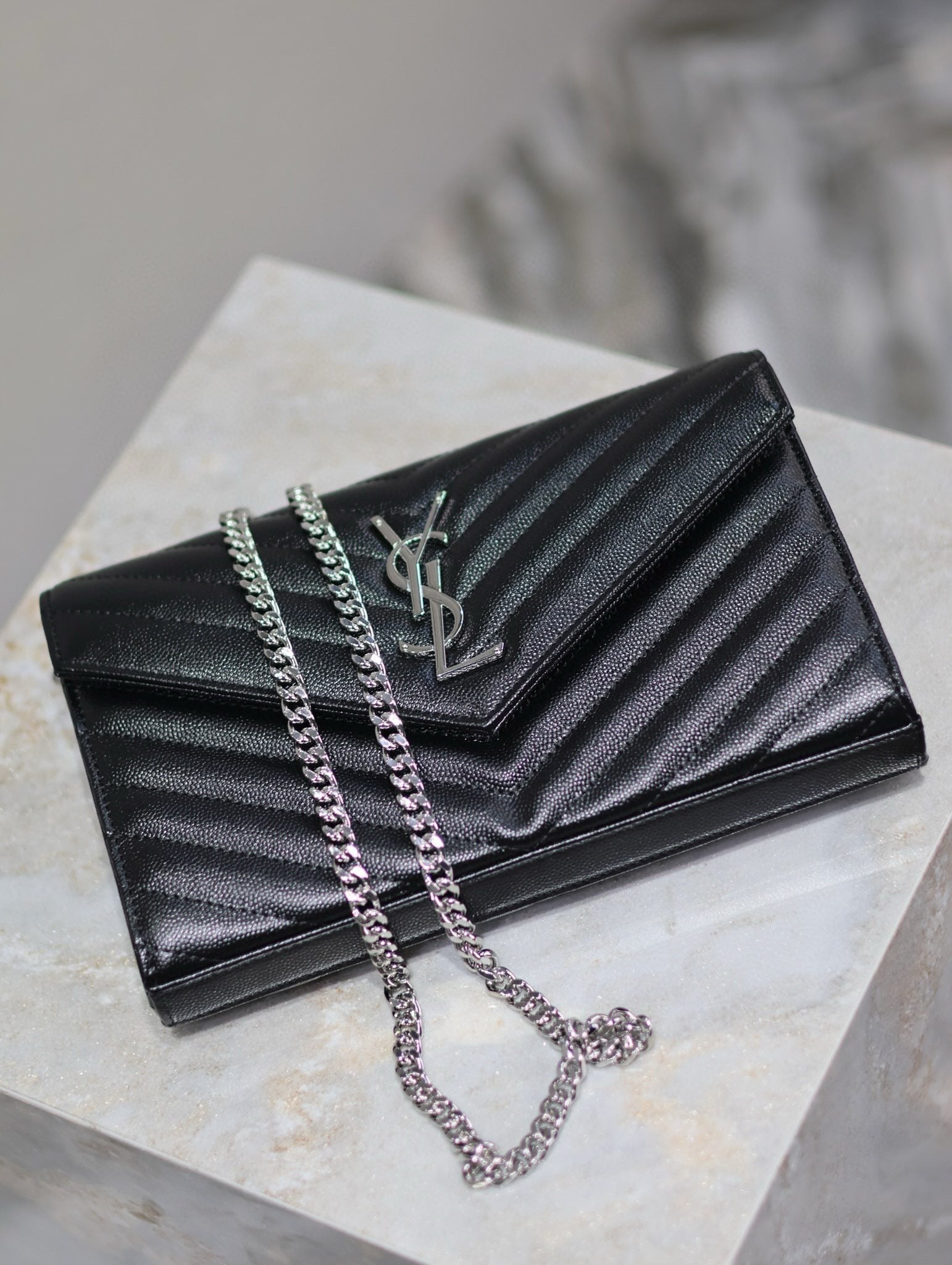SAINT LAURENT WOC 23 IN BLACK CAVIAR LAMBSKIN SILVER HARDWARE