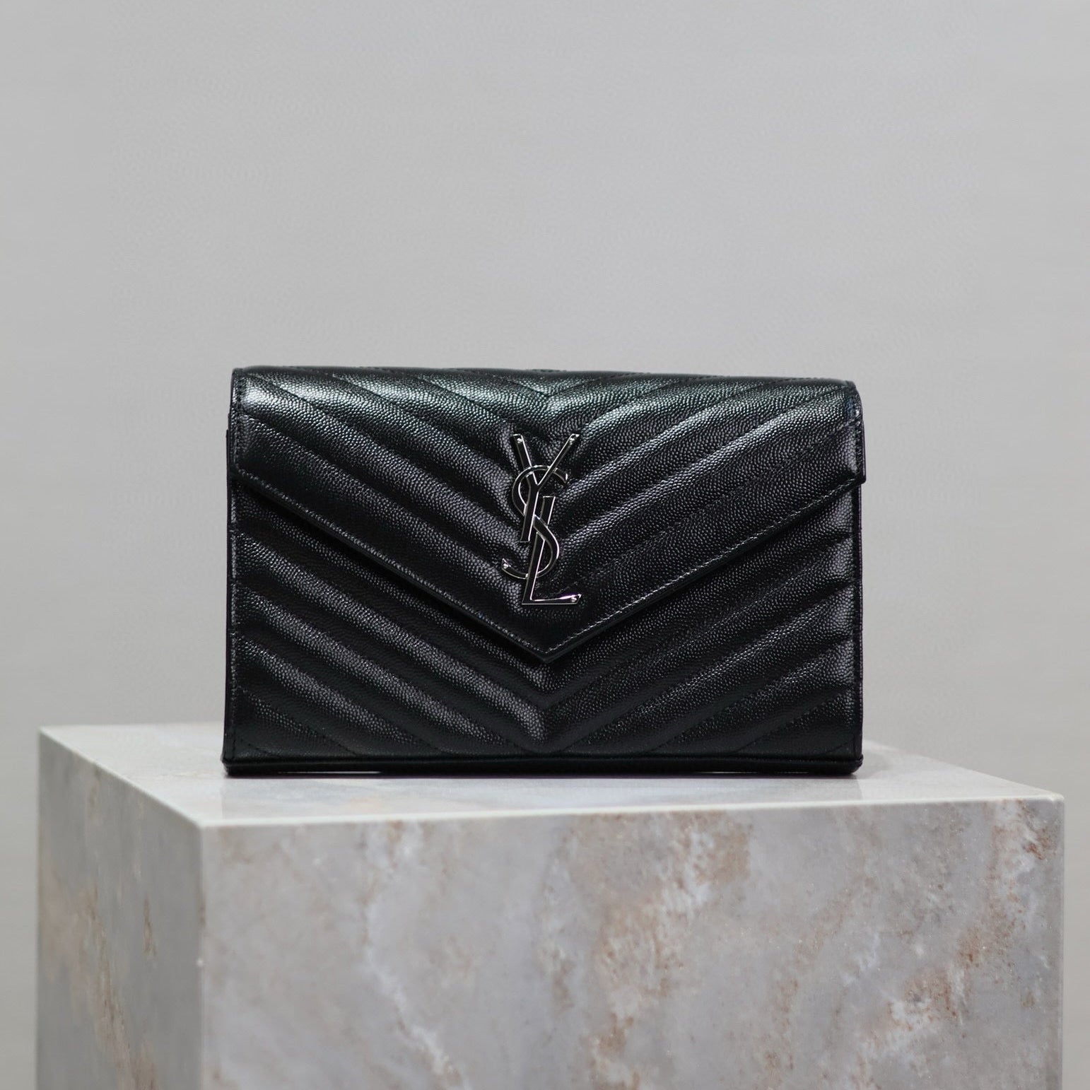 SAINT LAURENT WOC 23 IN BLACK CAVIAR LAMBSKIN SILVER HARDWARE