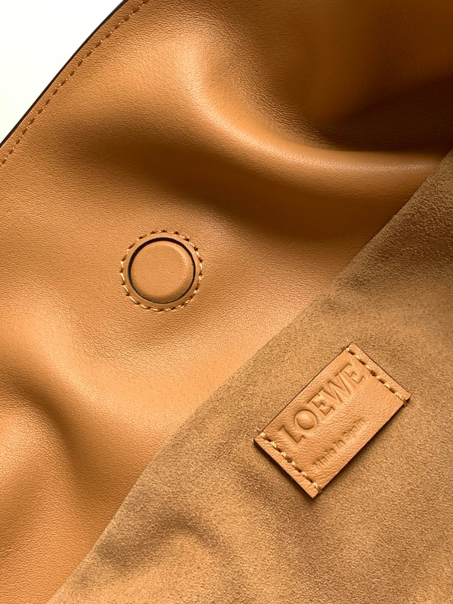 LOEWE LOE MEDIUM 30 FLAMENCO KNOT IN BEIGE LAMBSKIN