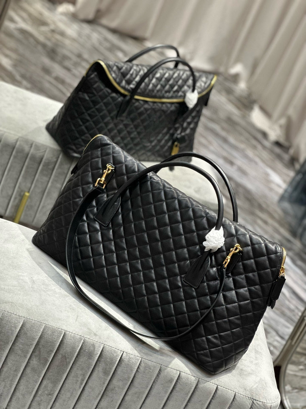 SAINT LAURENT ES GIANT 56 BLACK COWHIDE LEATHER TRAVEL BAG