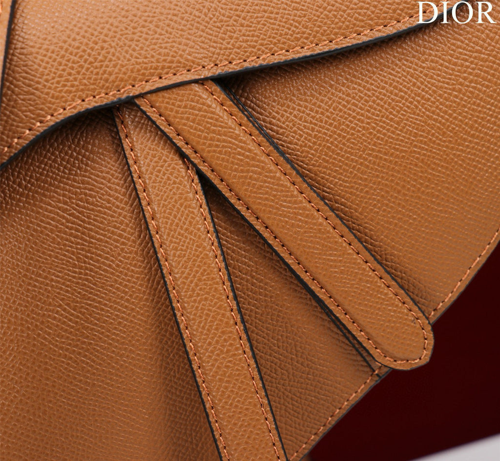 DIOR SADDLE BAG 25 WITH STRAP GOLD GRAINED CALFSKIN GHW