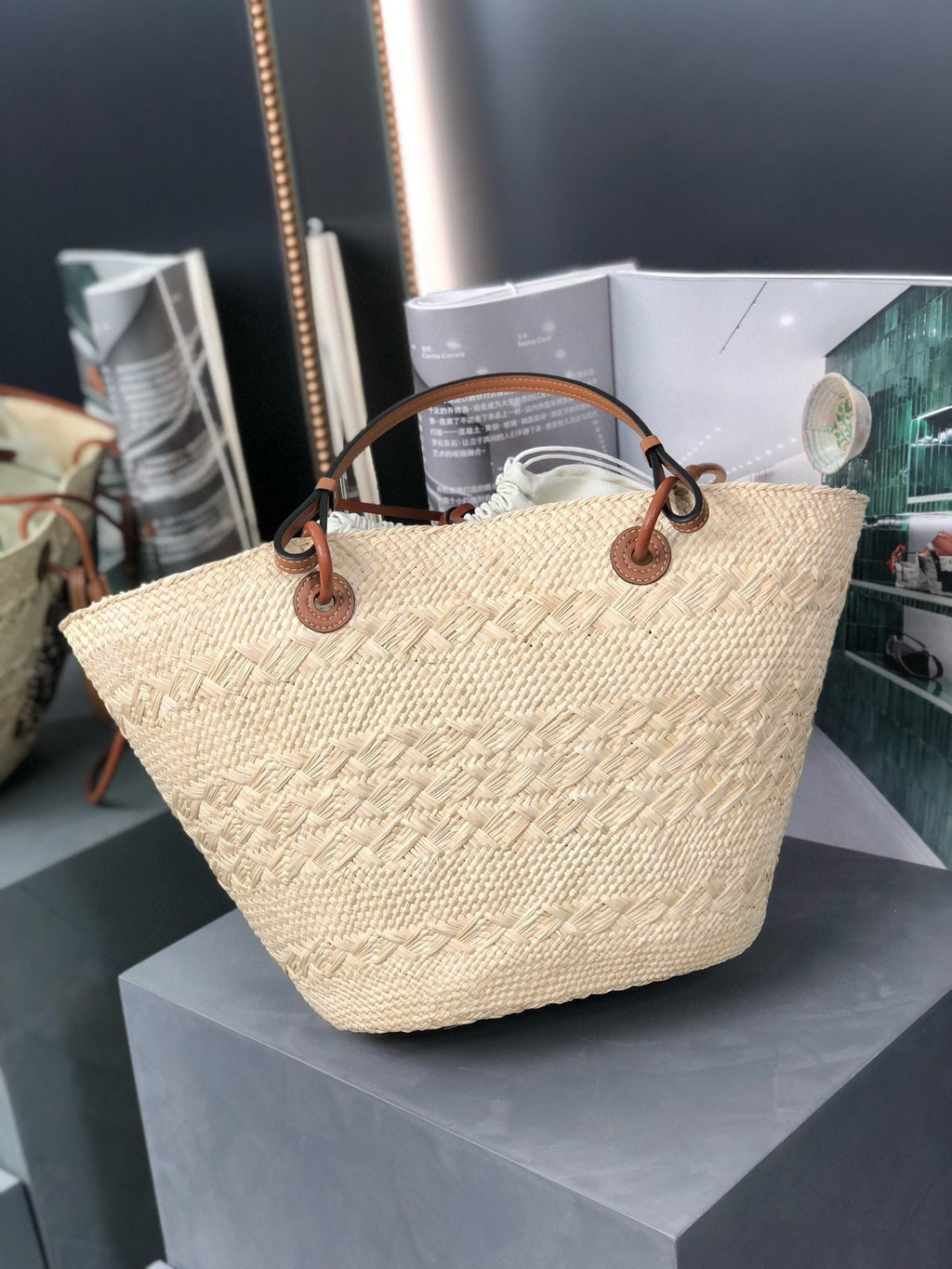 LOEWE MEDIUM ANAGRAM BASKET BAG 46 IN BEIGE IRACA PALM AND TAN CALFSKIN