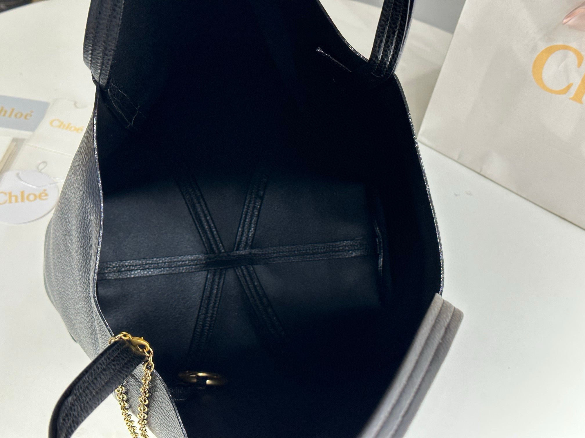 CHANEL Chlo Spin tote bag in black grained leather
