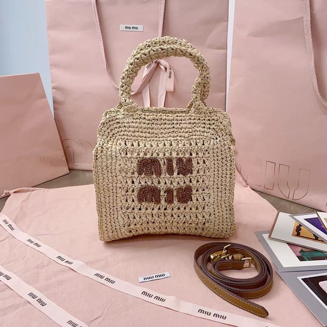 MIU MIU CROCHET TOTE BAG 23 IN NATURAL WOVEN RAFFIA