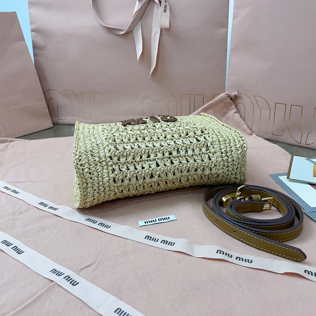 MIU MIU CROCHET TOTE BAG 23 IN NATURAL WOVEN RAFFIA