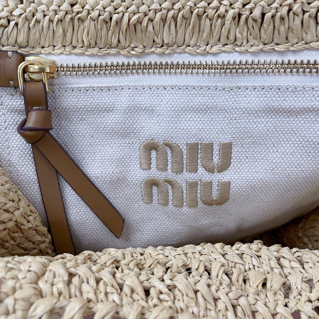 MIU MIU CROCHET TOTE BAG 23 IN NATURAL WOVEN RAFFIA