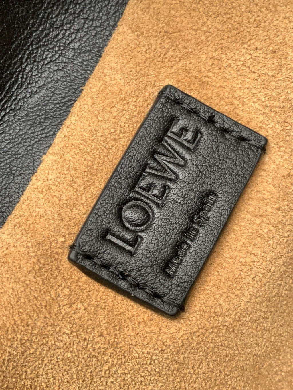 LOEWE LOE MEDIUM 30 FLAMENCO KNOT IN BLACK LAMBSKIN