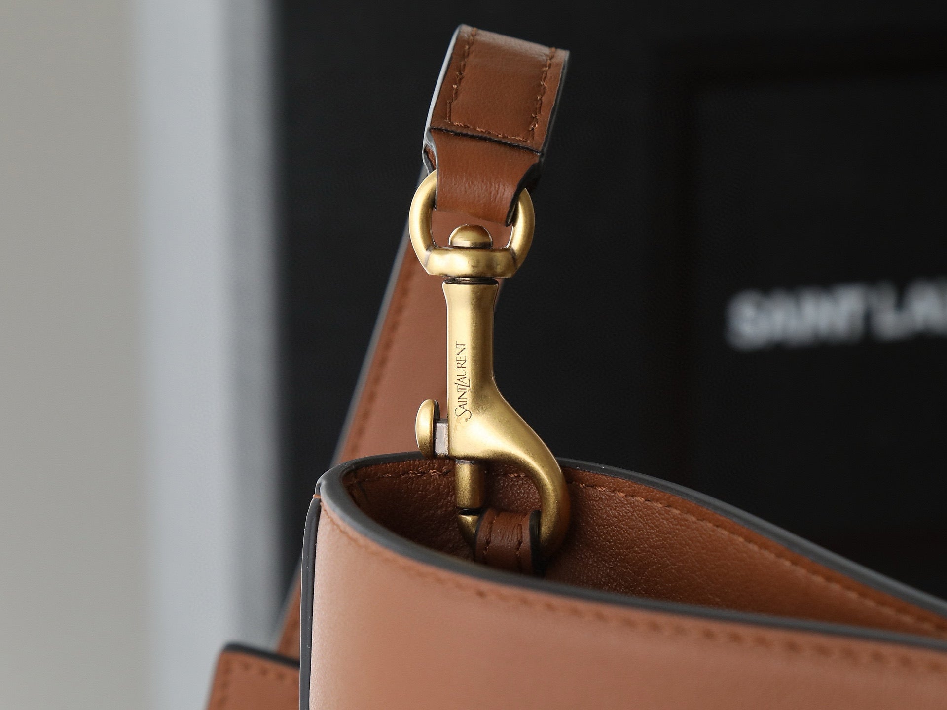 SAINT LAURENT YSL Y BUCKET BAG 30 IN BROWN CALFSKIN