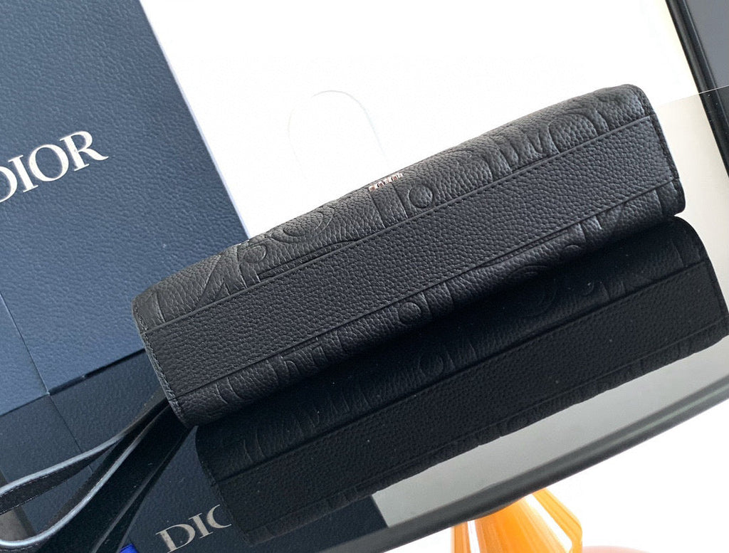 DIOR CLUTCH 27 BAG IN BLACK CALFSKIN EMBOSSED LOGO