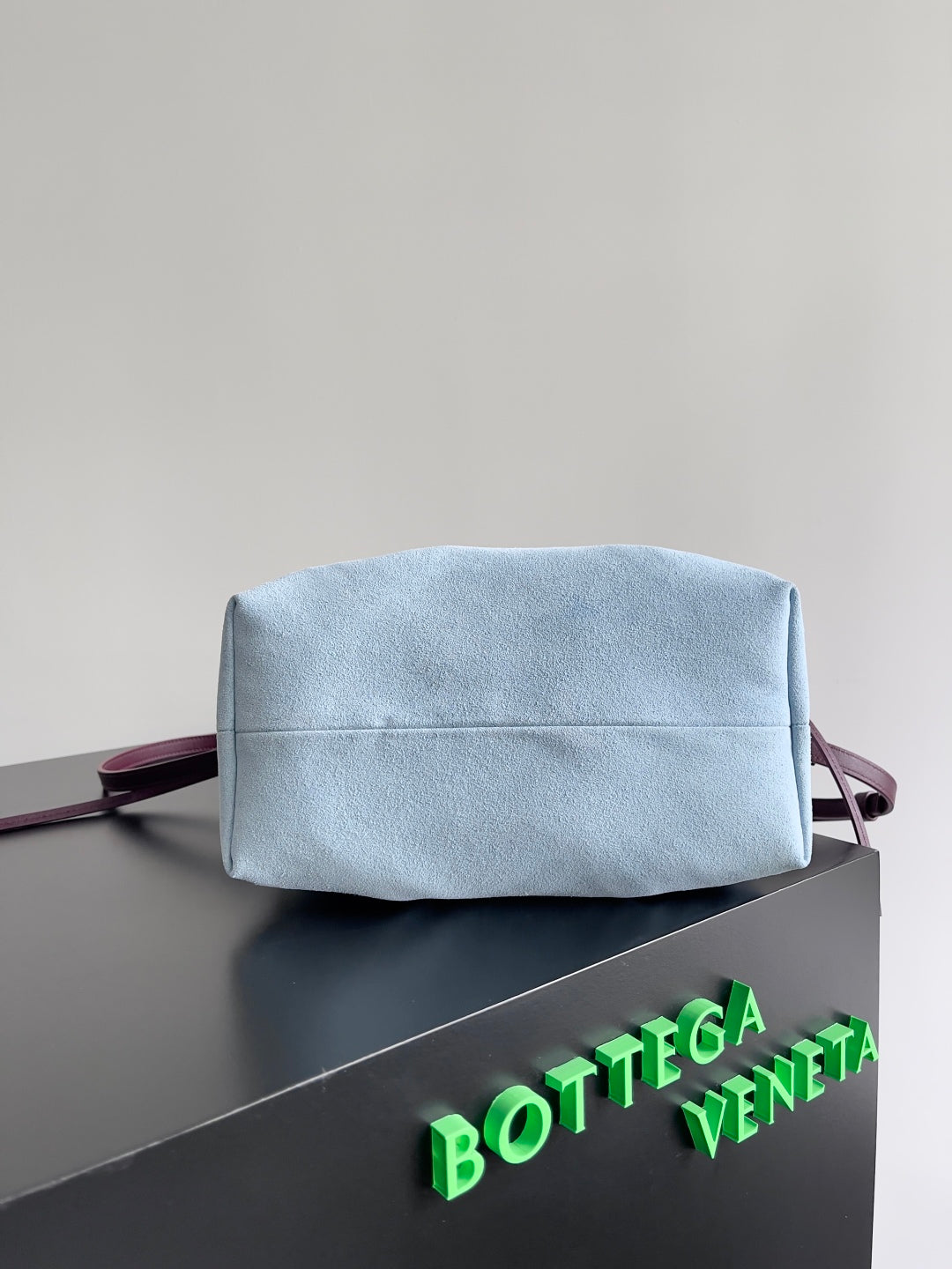 BOTTEGA VENETA SMALL PINACOTECA REVERSIBLE TOTE BAG 24 IN MADDER BROWN LAMBSKIN AND LIGHT BLUE SUEDE