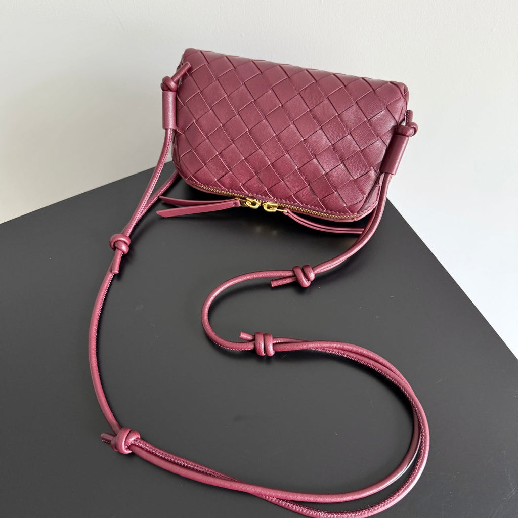BOTTEGA VENETA CONCERT POUCH 18.5 IN BURGUNDY LAMBSKIN