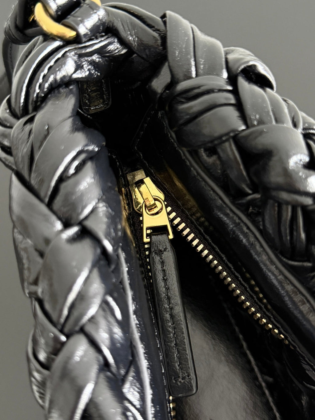 BOTTEGA VENETA KELIMERO CHA-CHA CLUTCH 28.5 IN BLACK LAMBSKIN