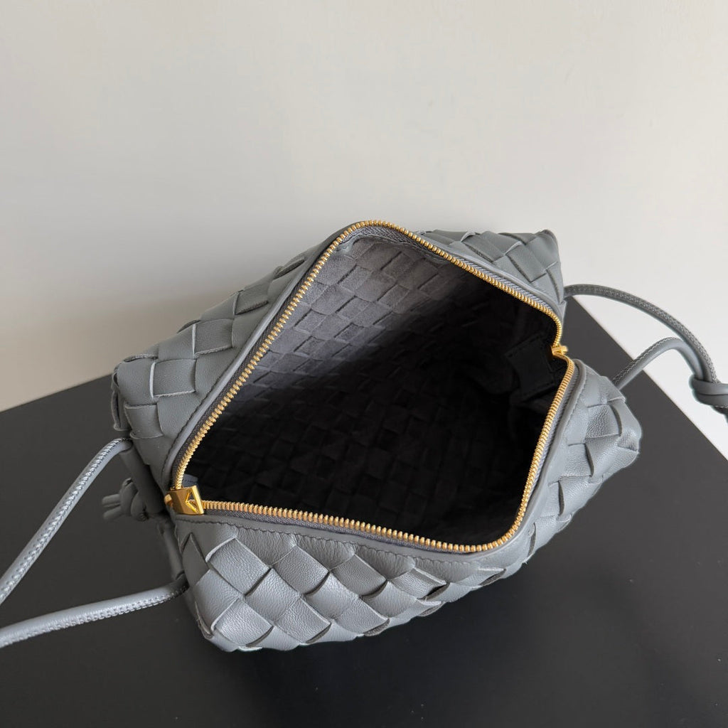 BOTTEGA VENETA MINI LOOP CAMERA BAG 22 IN GREY CALFSKIN