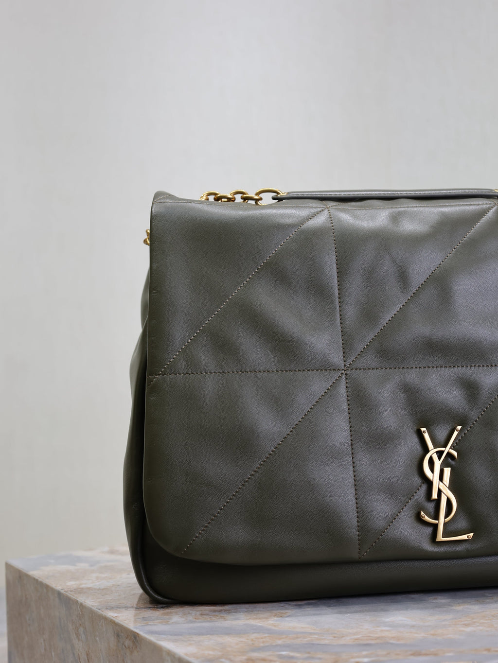 SAINT LAURENT YSL 25S LARGE JAMIE 43 IN LIGHT MUSK LAMBSKIN GOLD HARDWARE