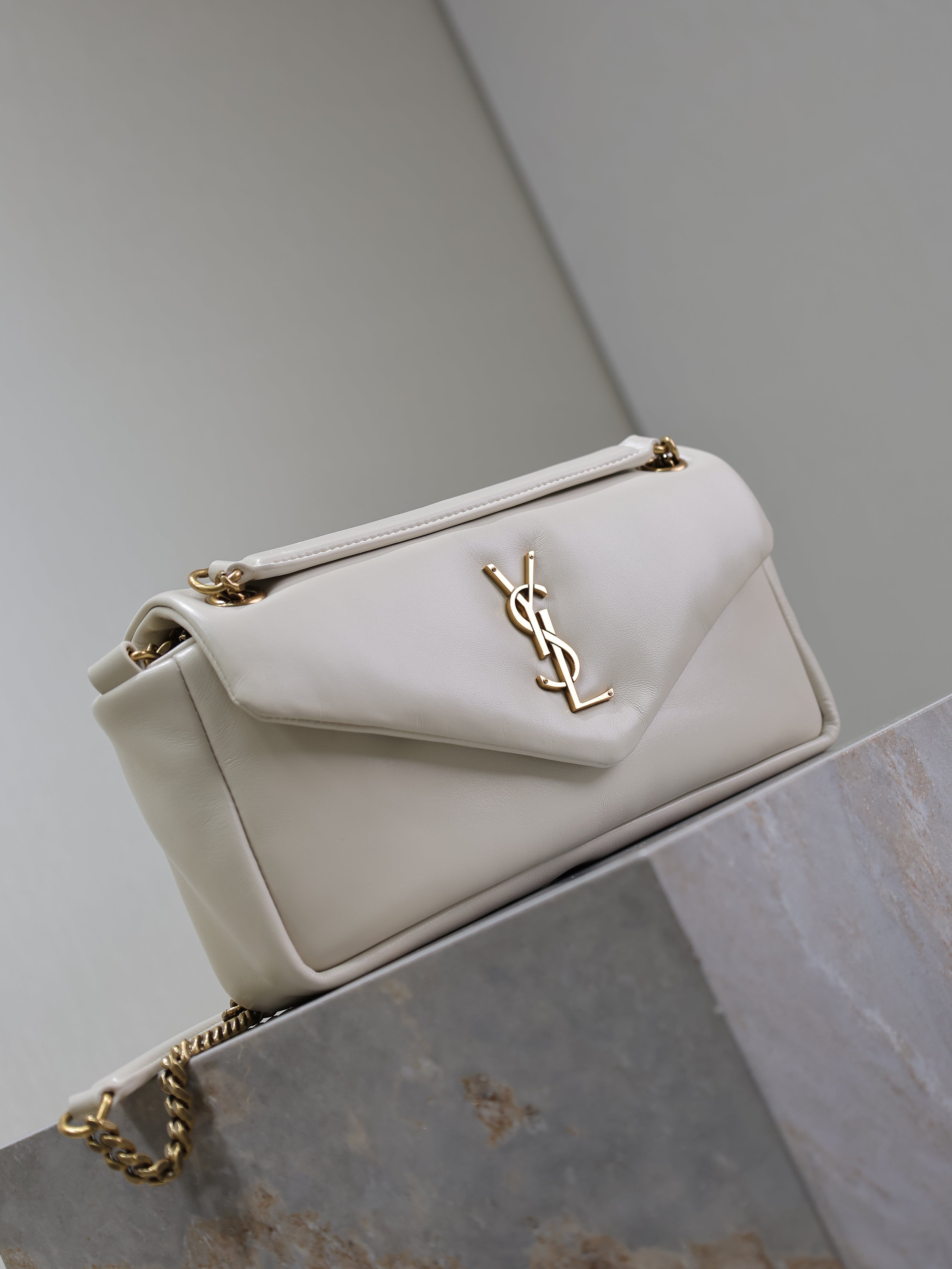 SAINT LAURENT YSL 25S CALYPSO HANDBAG 26 IN IVORY LAMBSKIN GOLD HARDWARE