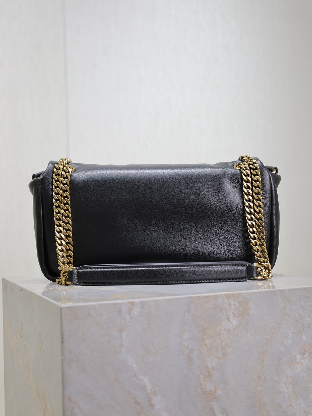 SAINT LAURENT YSL 25S CALYPSO HANDBAG 26 IN BLACK LAMBSKIN GOLD HARDWARE