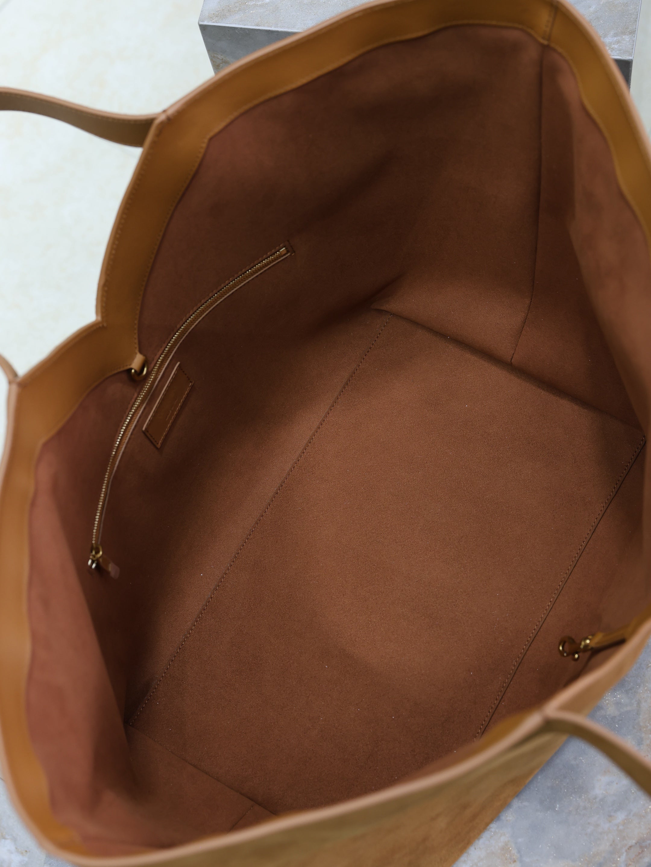 SAINT LAURENT YSL 25S Y MAXI TOTE 50 IN CARAMEL SUEDE GOLD HARDWRE