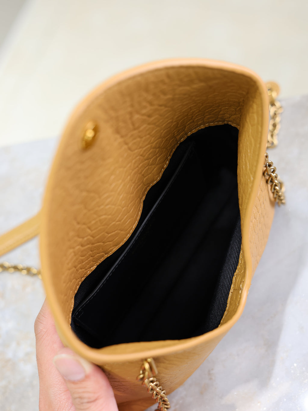 SAINT LAURENT YSL 25S CALYPSO MINI 19 IN CARAMEL LAMBSKIN GOLD HARDWRE