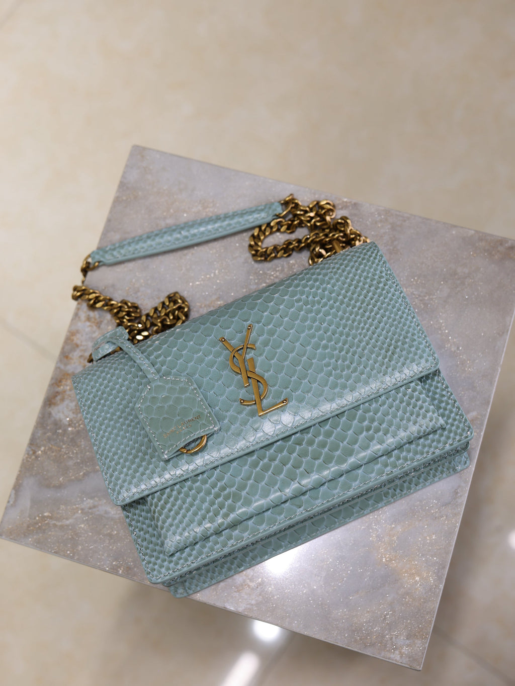 SAINT LAURENT YSL 25S SUNSET MEDIUM 22 IN LIGHT BLUE CROCODILE-EMBOSSED CALFSKIN GOLD HARDWRE