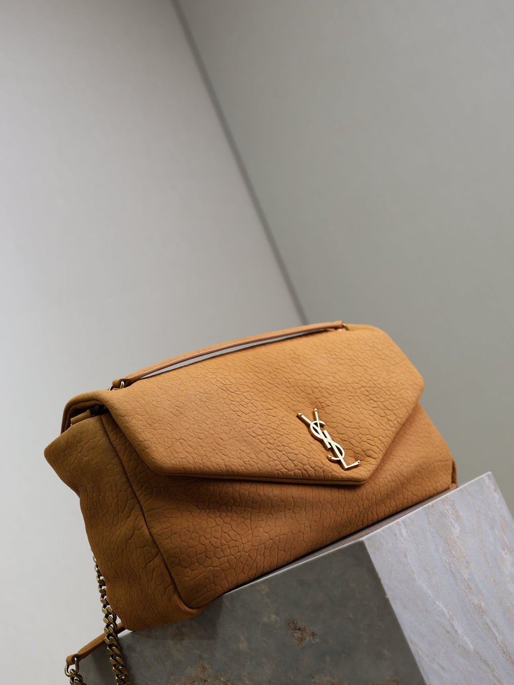 SAINT LAURENT YSL 25S CALYPSO GM 38 IN BURNT ORANGE GRAINED CALFSKIN GOLD HARDWRE