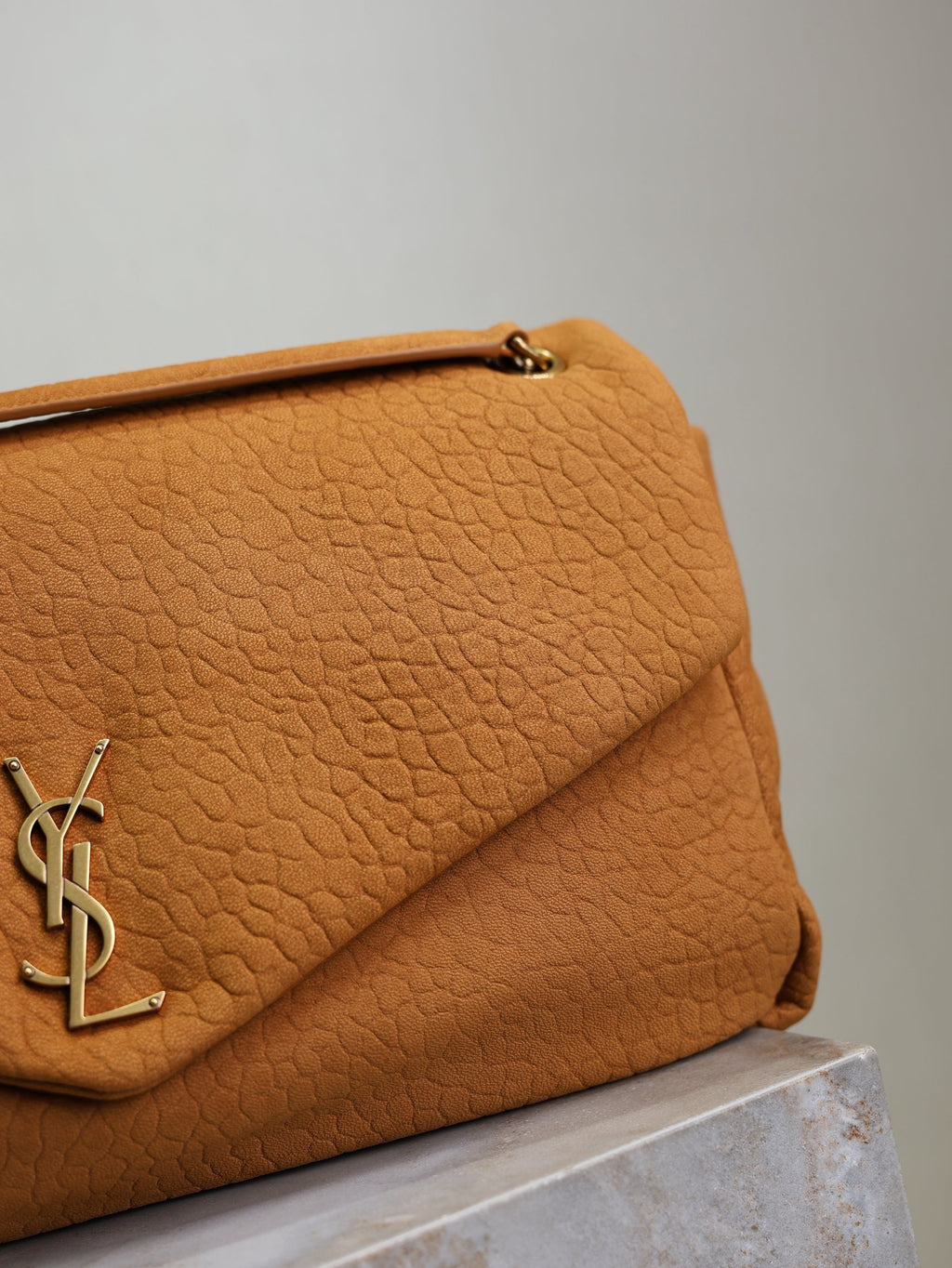 SAINT LAURENT YSL 25S CALYPSO GM 38 IN BURNT ORANGE GRAINED CALFSKIN GOLD HARDWRE