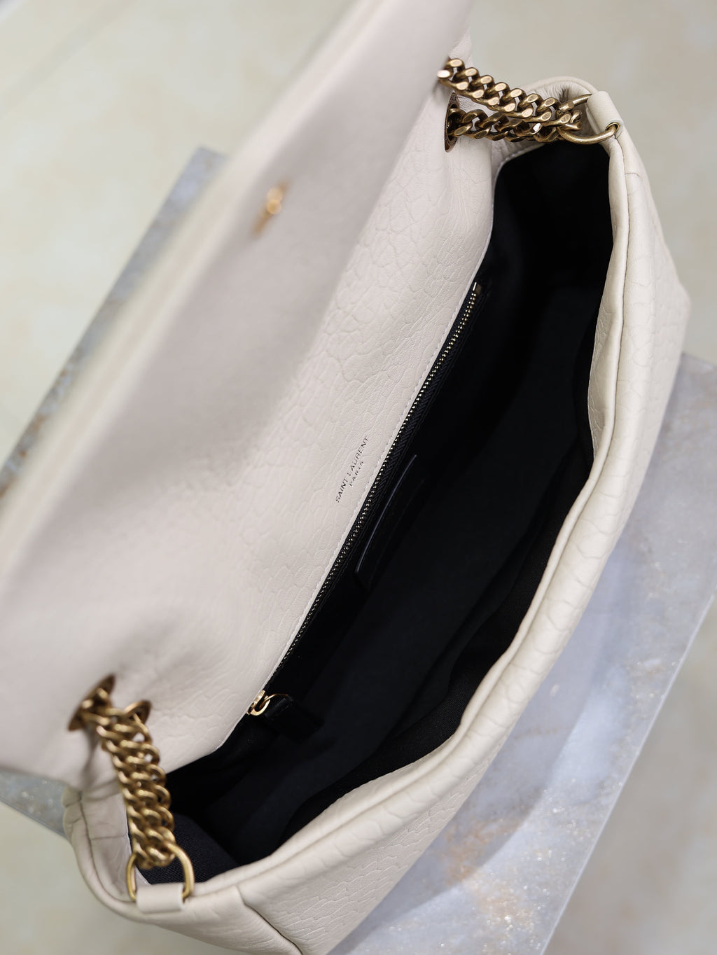 SAINT LAURENT YSL 25S CALYPSO 30 IN IVORY GRAINED CALFSKIN GOLD HARDWARE