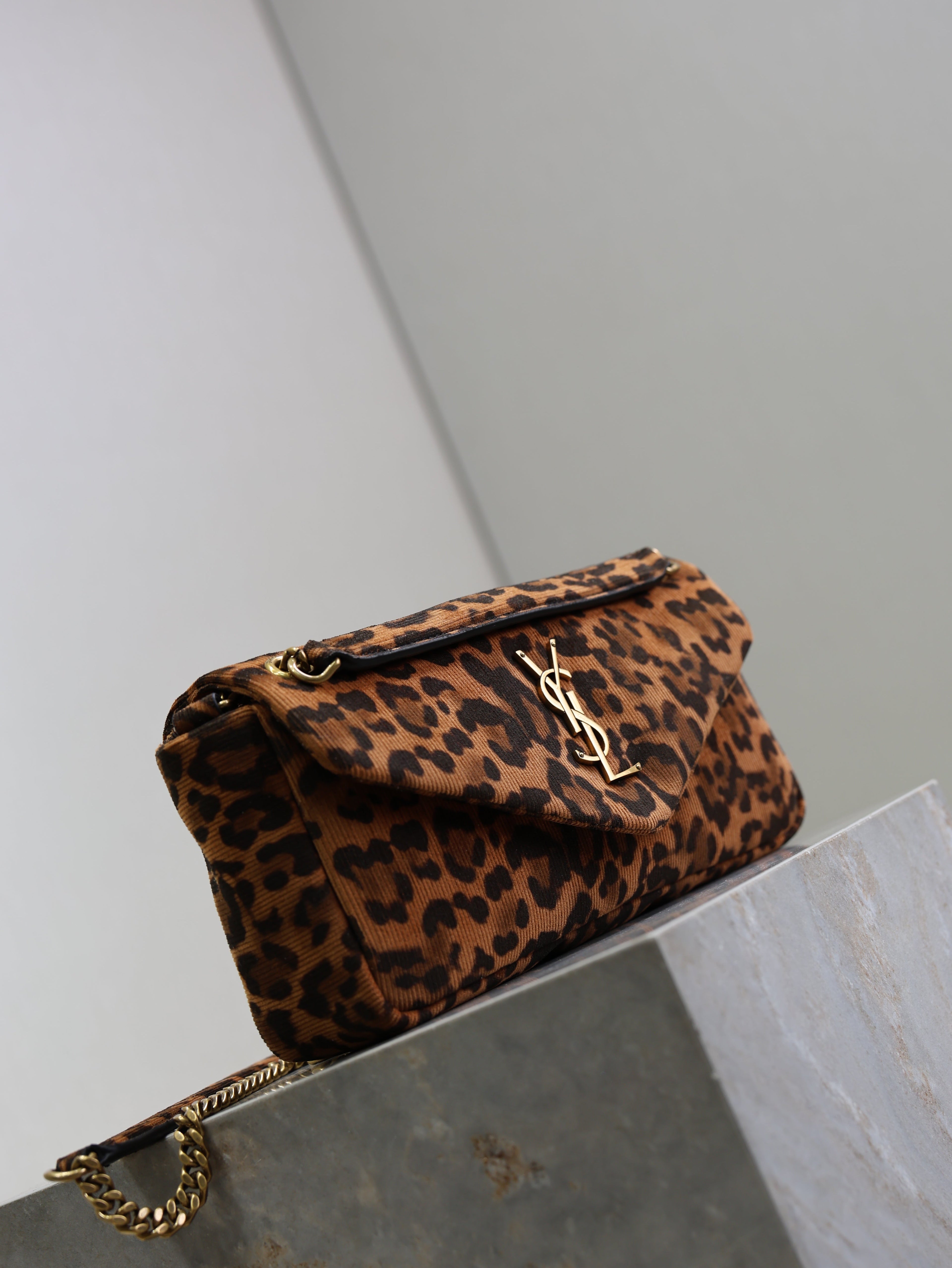 SAINT LAURENT YSL 25S CALYPSO HANDBAG 26 IN BROWN LEOPARD PRINT VELVET GOLD HARDWARE