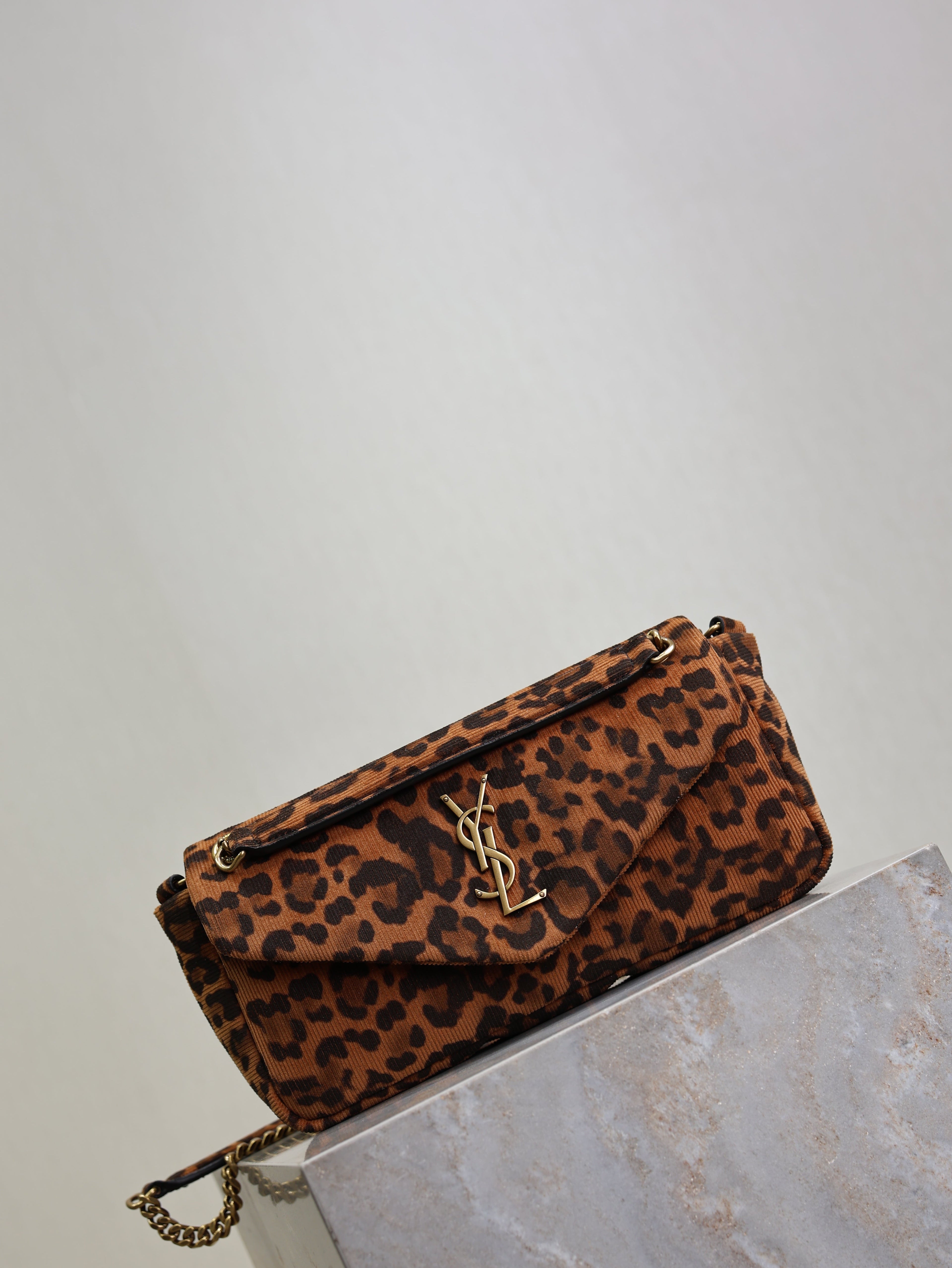 SAINT LAURENT YSL 25S CALYPSO HANDBAG 26 IN BROWN LEOPARD PRINT VELVET GOLD HARDWARE