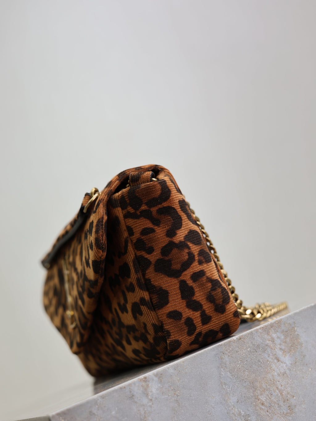 SAINT LAURENT YSL 25S CALYPSO HANDBAG 26 IN BROWN LEOPARD PRINT VELVET GOLD HARDWRE