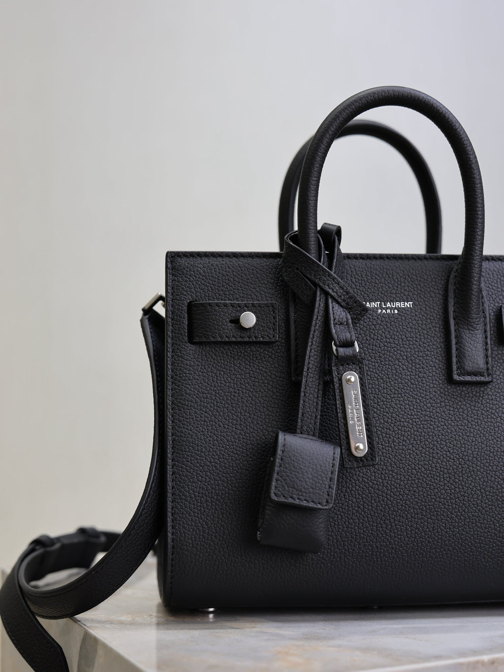 SAINT LAURENT YSL 25S SAC DE JOUR 22 IN BLACK GRAINED CALFSKIN SILVER HARDWRE